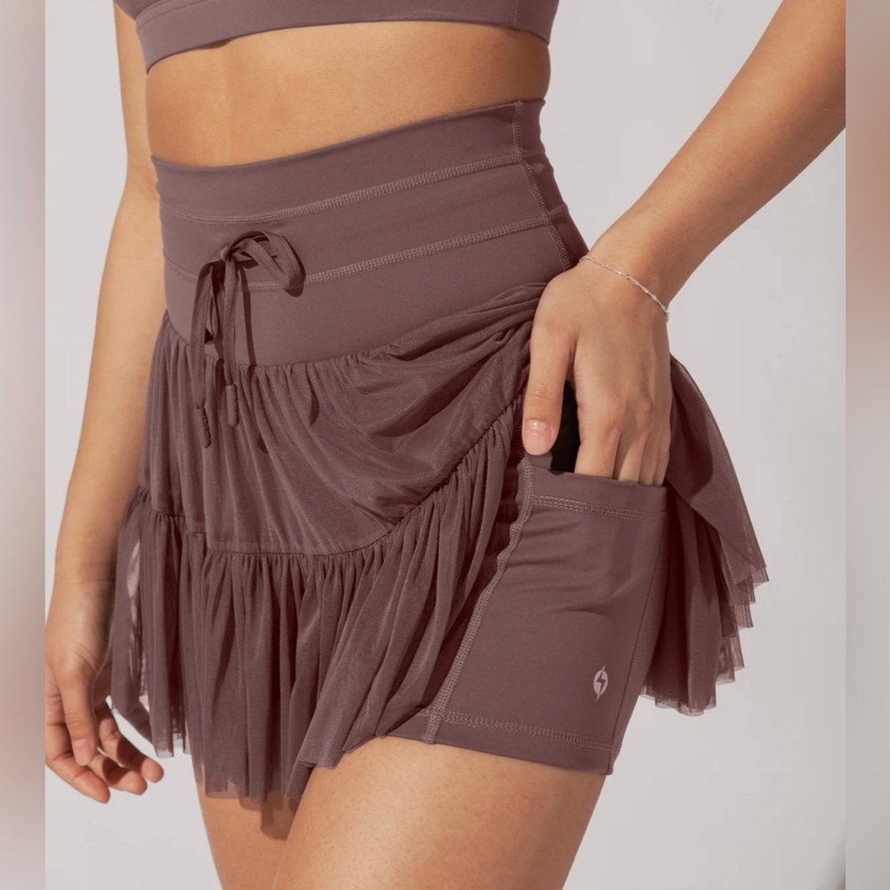 NEW POPFLEX Pirouette Skort Peppercorn Shorts with Skirt Activewear Skirt SIZE M